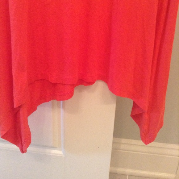 Coral/Red skirt - Picture 3 of 4