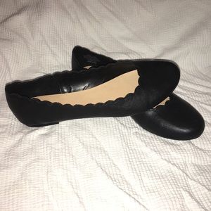 NWOT Lauren Conrad scallop leather flats 9.5