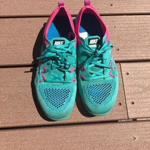 Nike Free Focus Flyknit Shoes