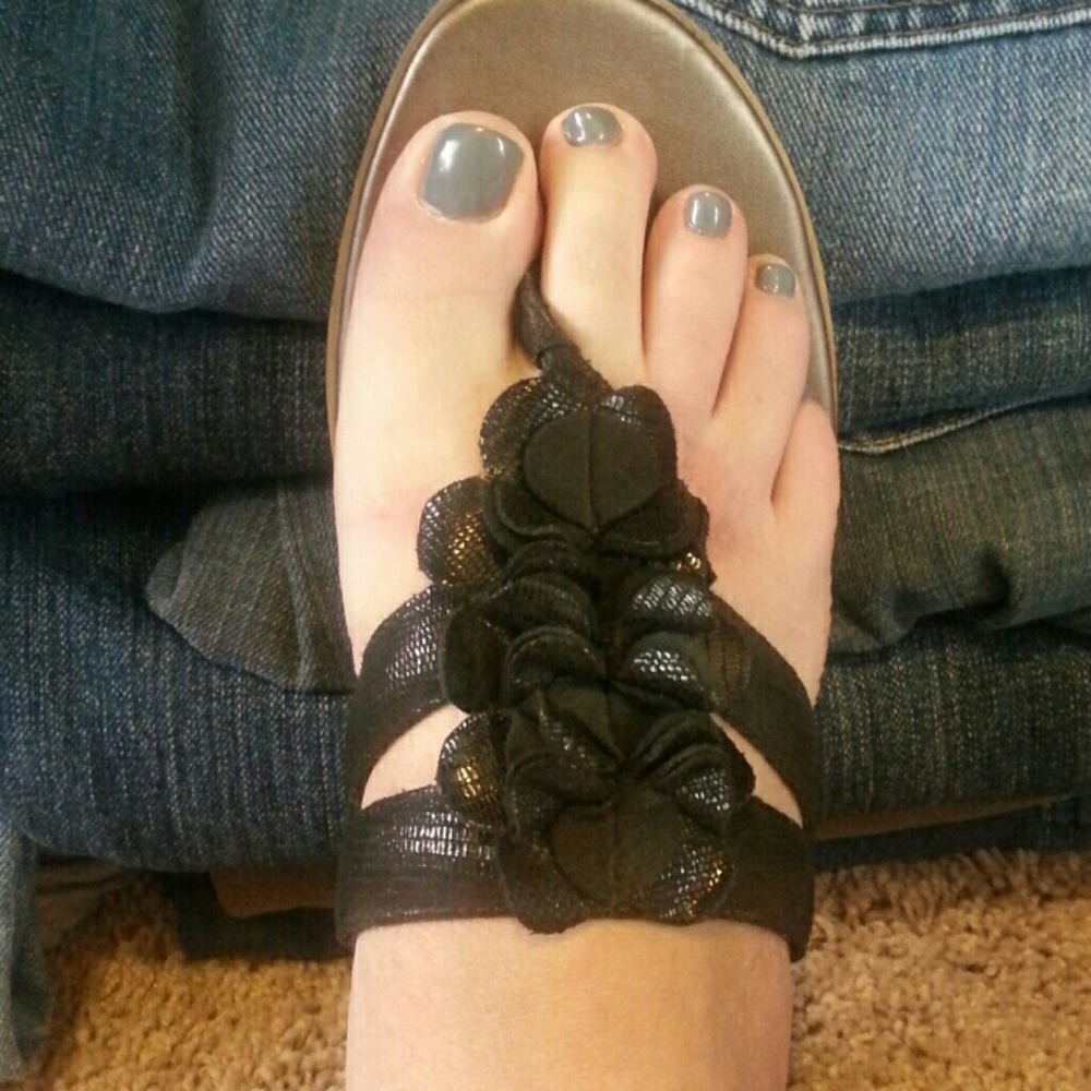 Clarks black leather women's sandals, new 11M