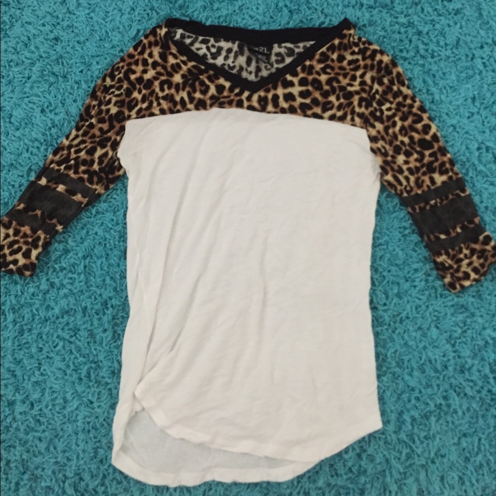 Cheetah print baseball styled half sleeve