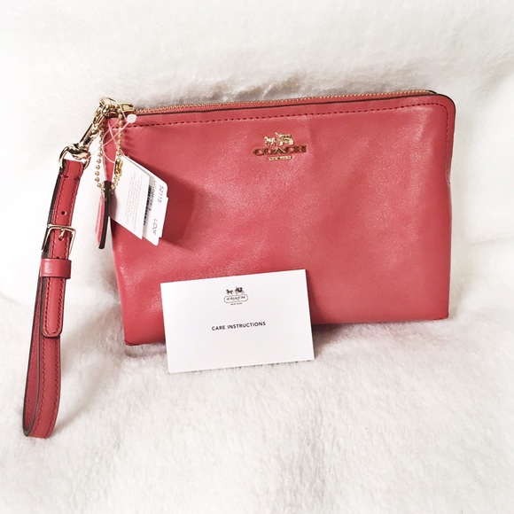 Authentic Coach Wristlet (coral in color) NWT - Picture 7 of 7