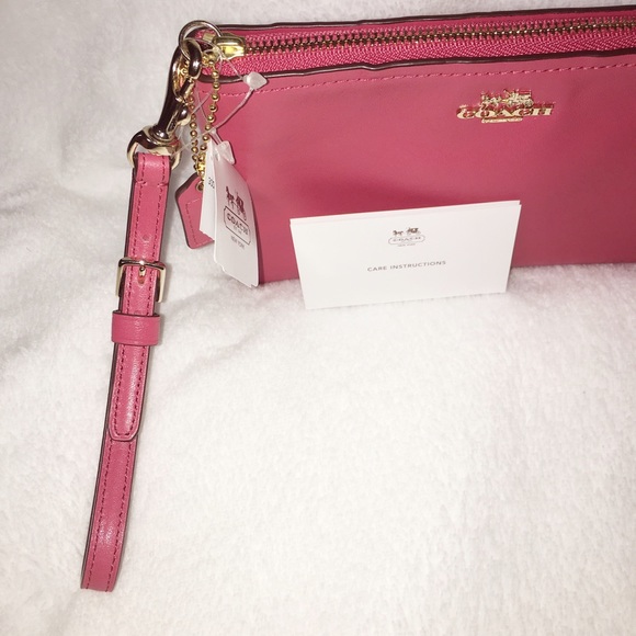 Authentic Coach Wristlet (coral in color) NWT - Picture 2 of 7