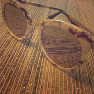 Marble framed polarized sunglasses