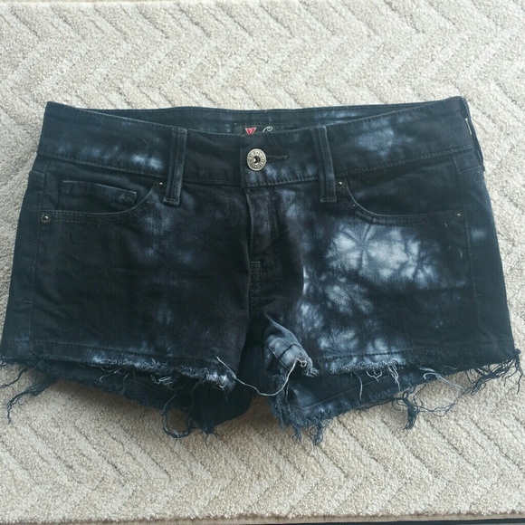 Guess Pants - Guess tie dye jean shorts