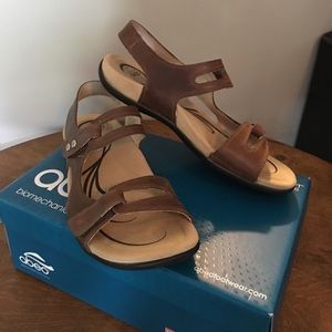 Abeo brown sandals