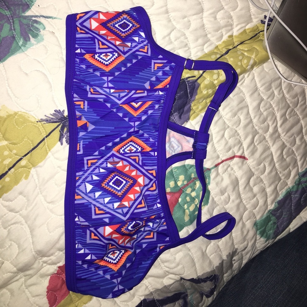 Swim suit never been worn w/ tags still on it all