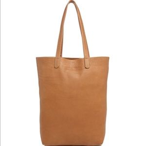 Baggu basic tote in saddle