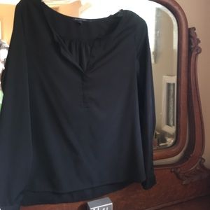 AEO black blouse