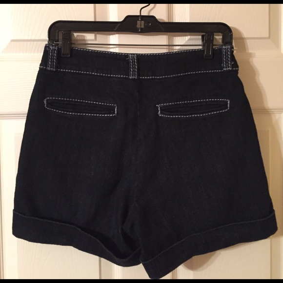 Cache Gorgeous High Waisted Shorts - Picture 3 of 4