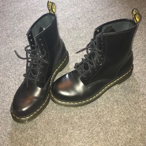 Women's size 9 Dr. Martens