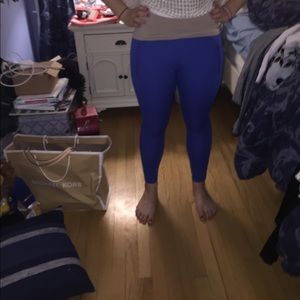 Blue jeggings