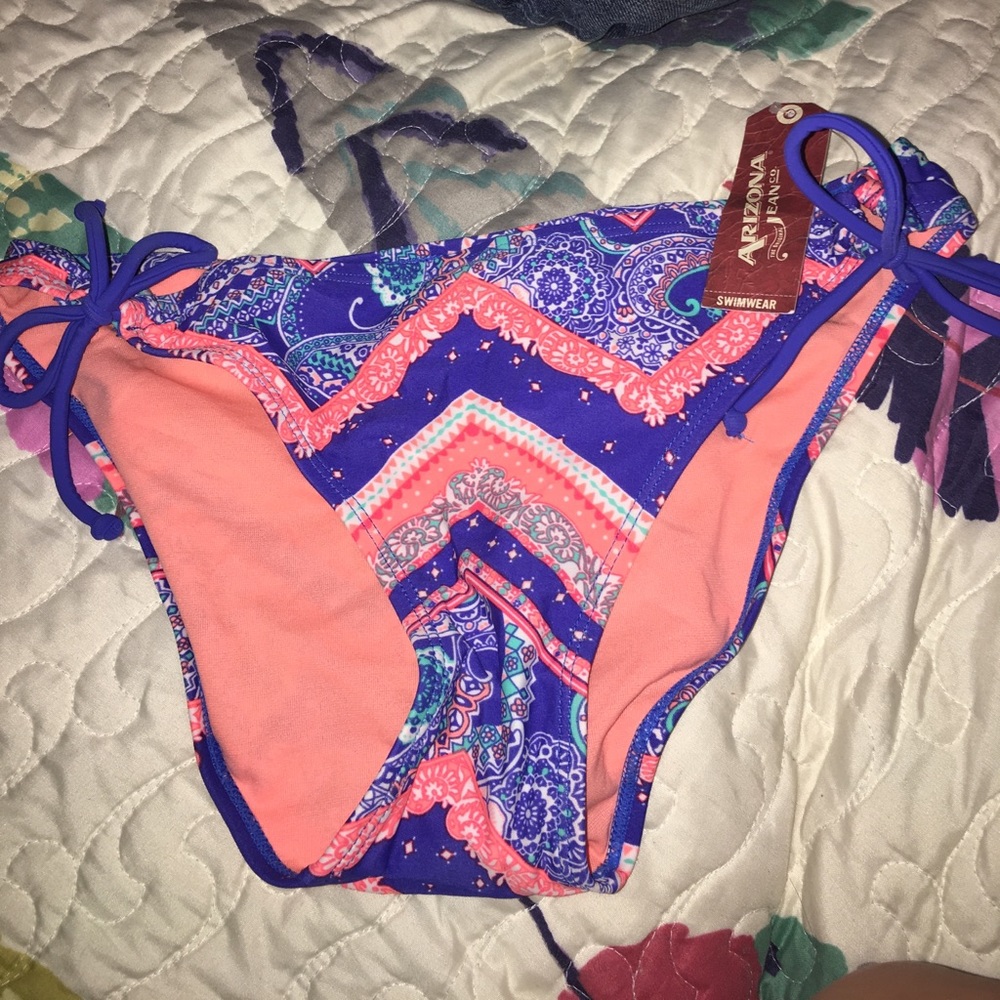 Swim suit