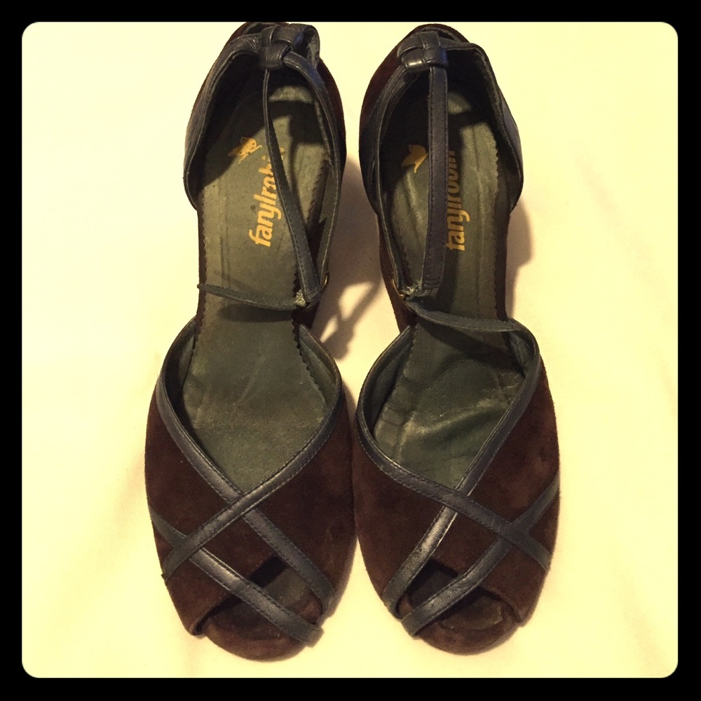 Suede plum sandles