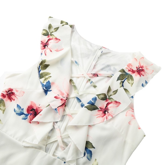 ✨ SALE Open Cross Front Floral Skater Mini Dress - Picture 3 of 5