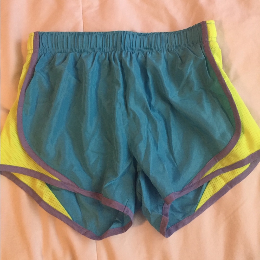 Running shorts