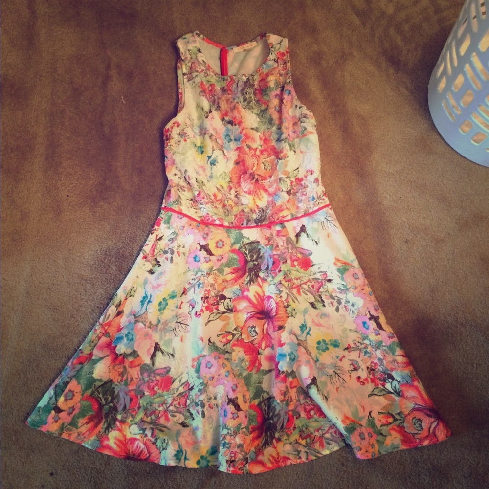 NWOT. Altard State dress, size S.
