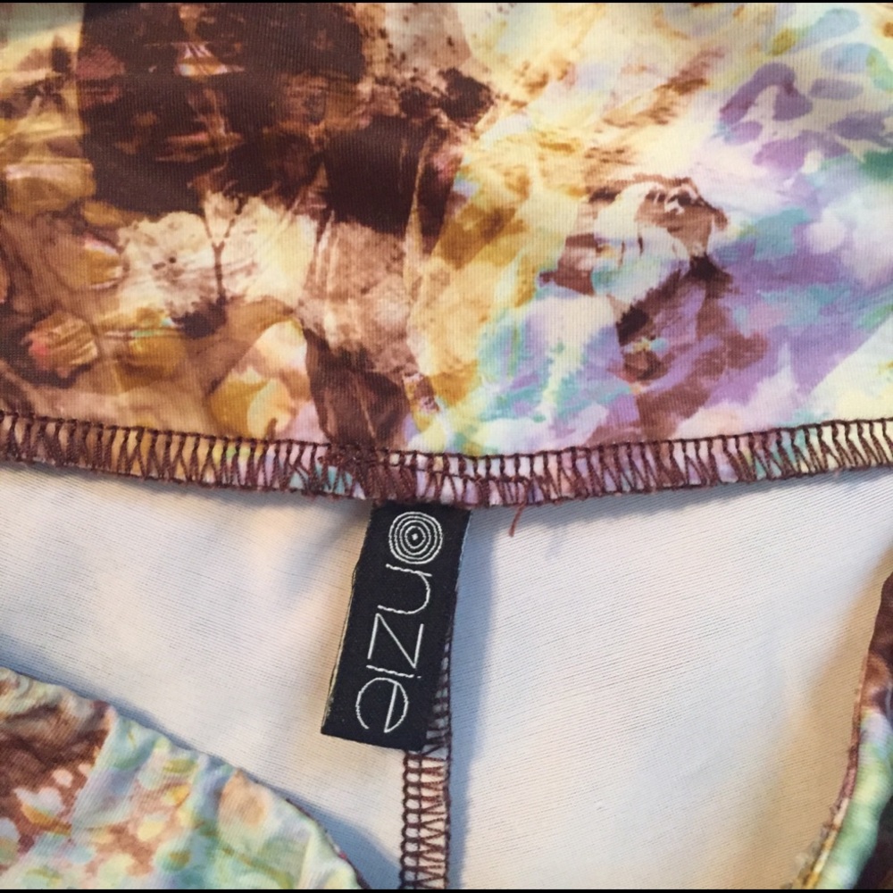 Onzie Capri Leggings Xs View 4