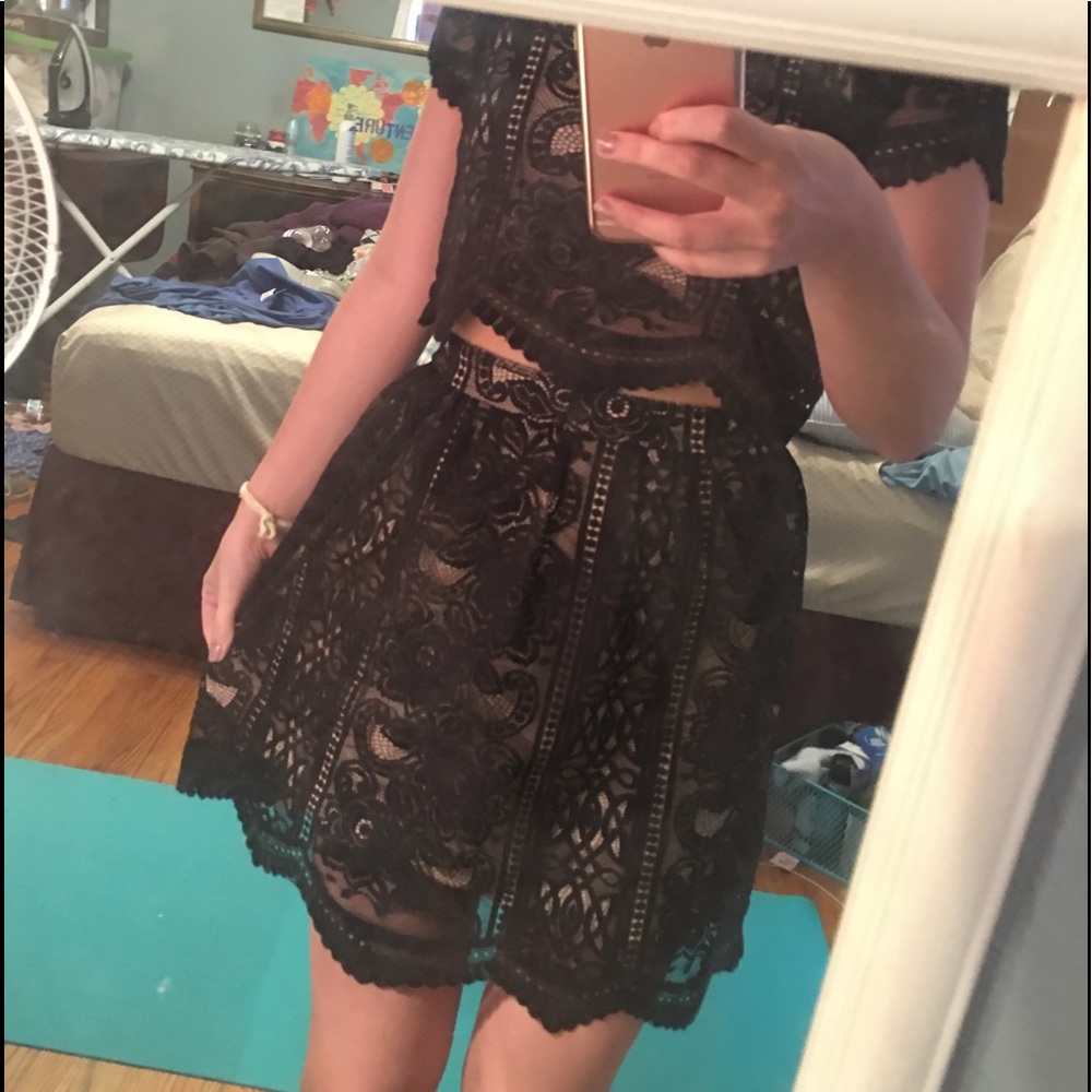 2-Piece Shirt and Skirt!