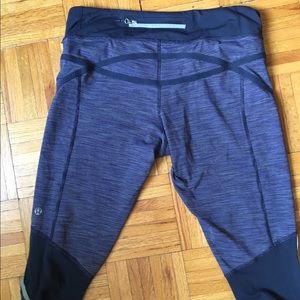 Lululemon crop work out pants