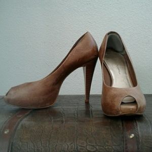 JESSICA SIMPSON Opened Toe Nude Heels