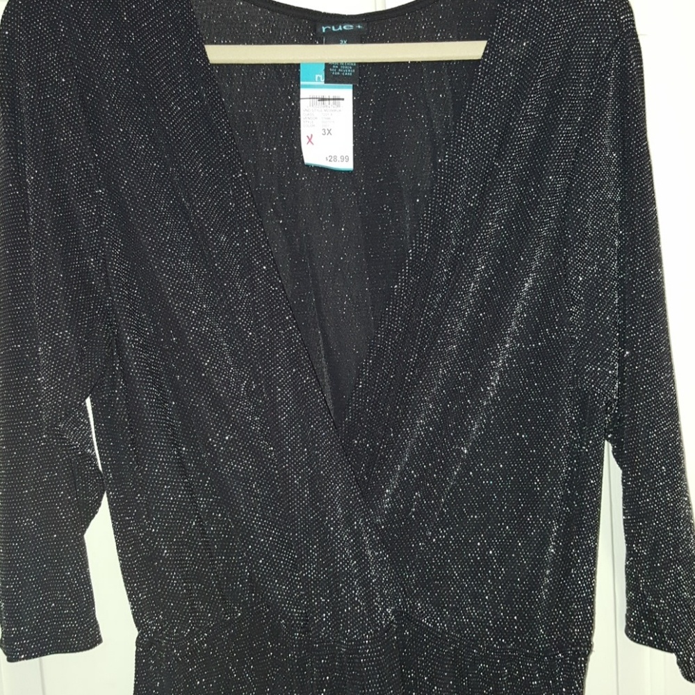 Shiny New Years Eve romper - Picture 3 of 4