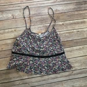 Closing shop 🚫. LA Hearts Cropped Top