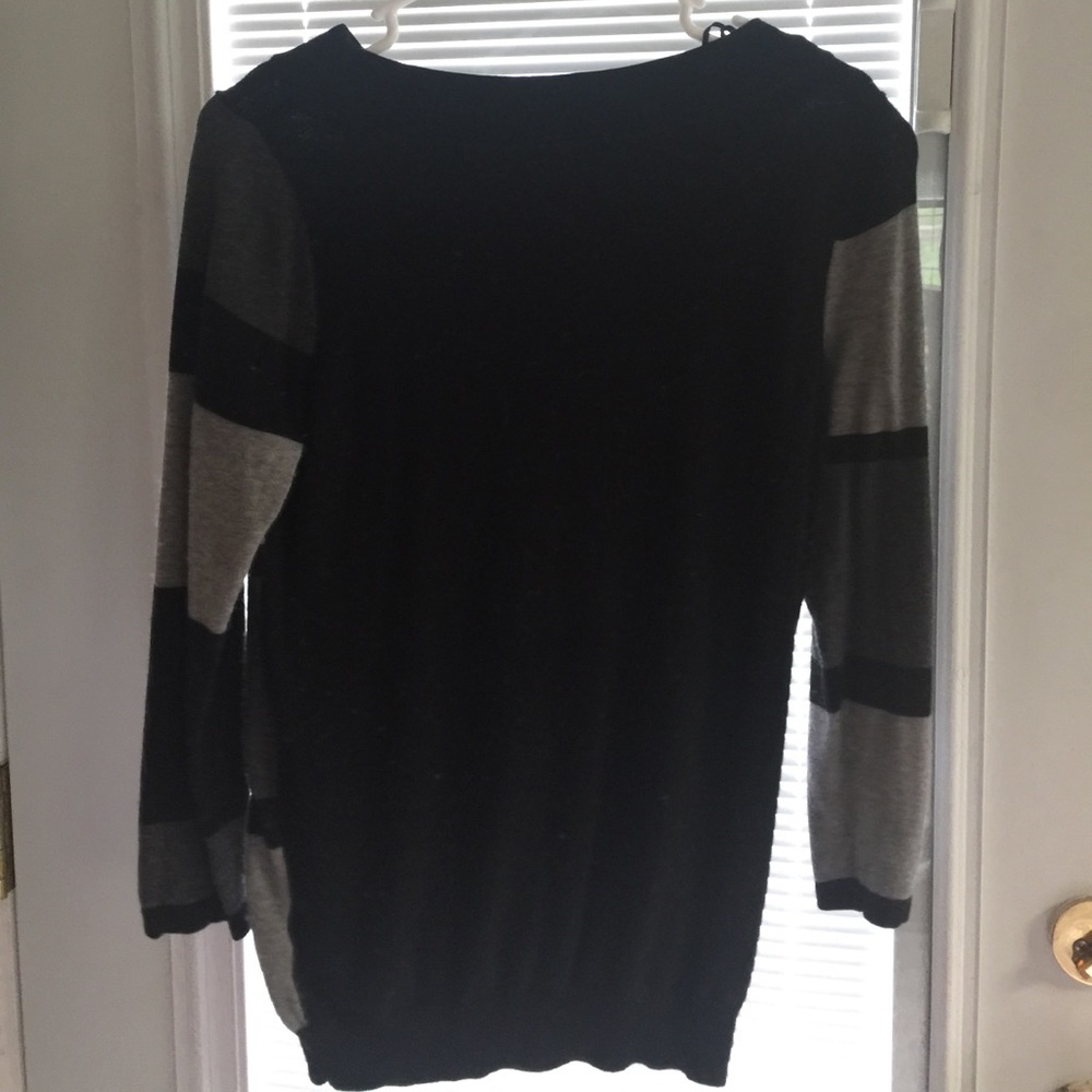 Sweater - Picture 2 of 2