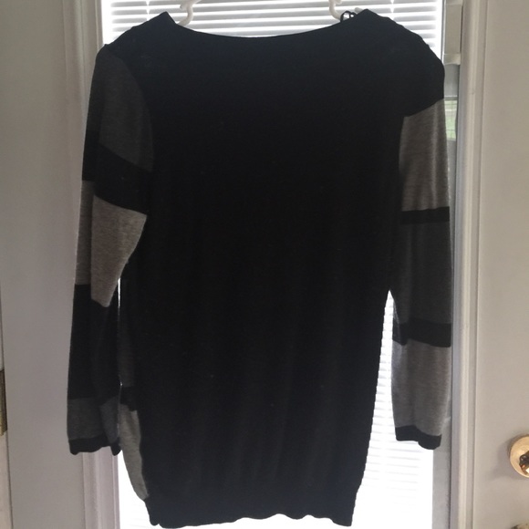 Sweater - Picture 2 of 2