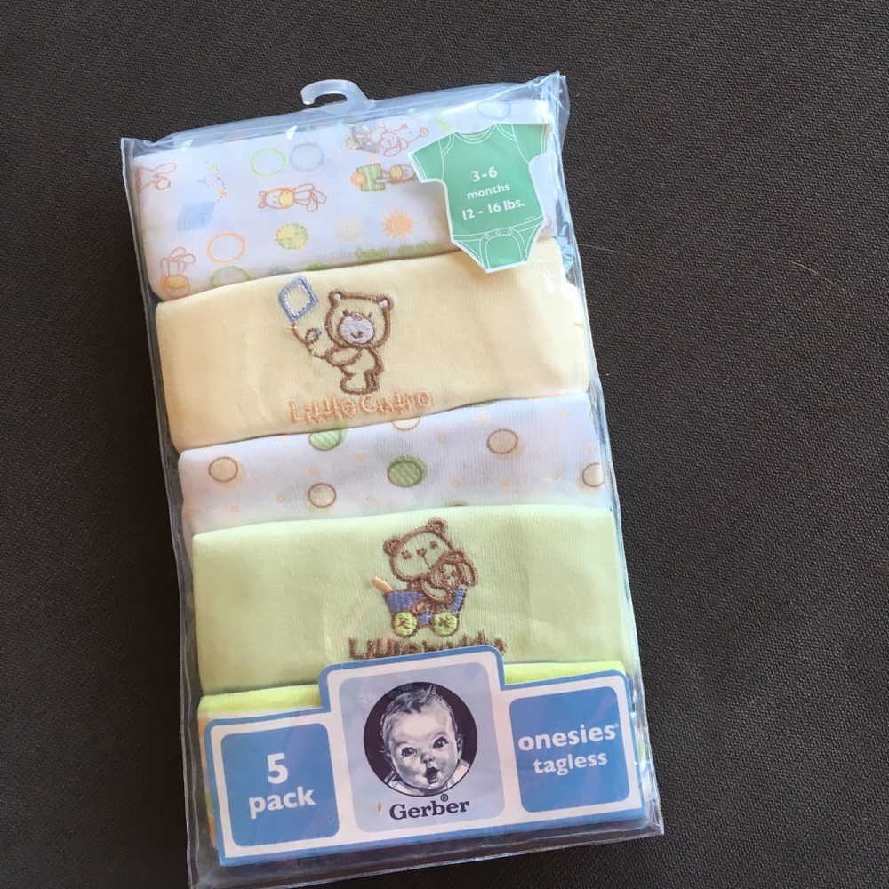 Gerber 5 pack tagless onesies