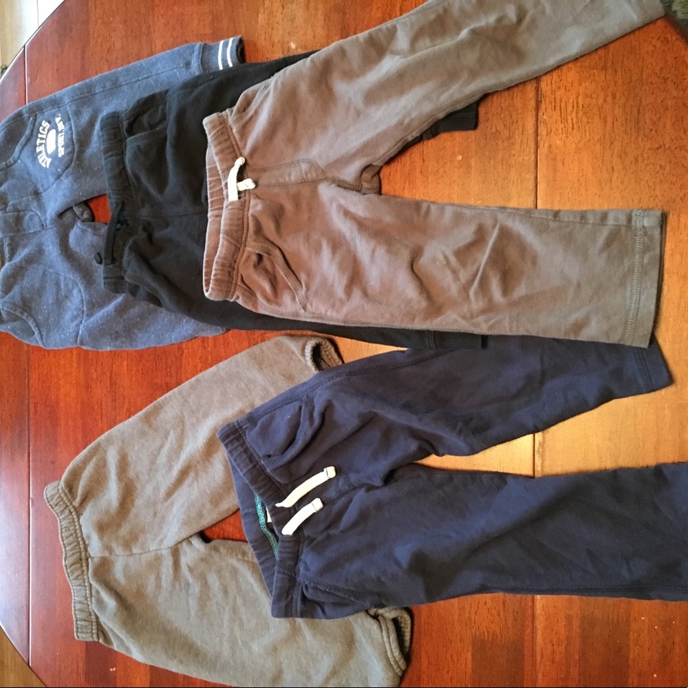 Lot of 5 pairs of toddler boy 24 mo/ 2T sweatpants