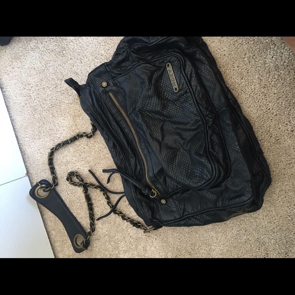 Roxy Cross Body - image 1