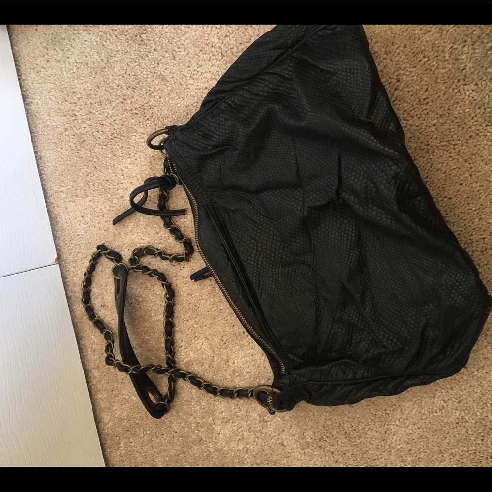 Roxy Cross Body - image 2