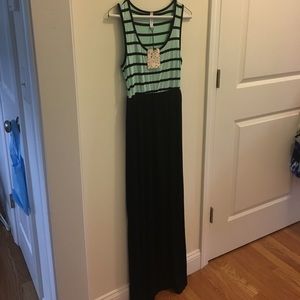 Never worn! Maternity maxi dress
