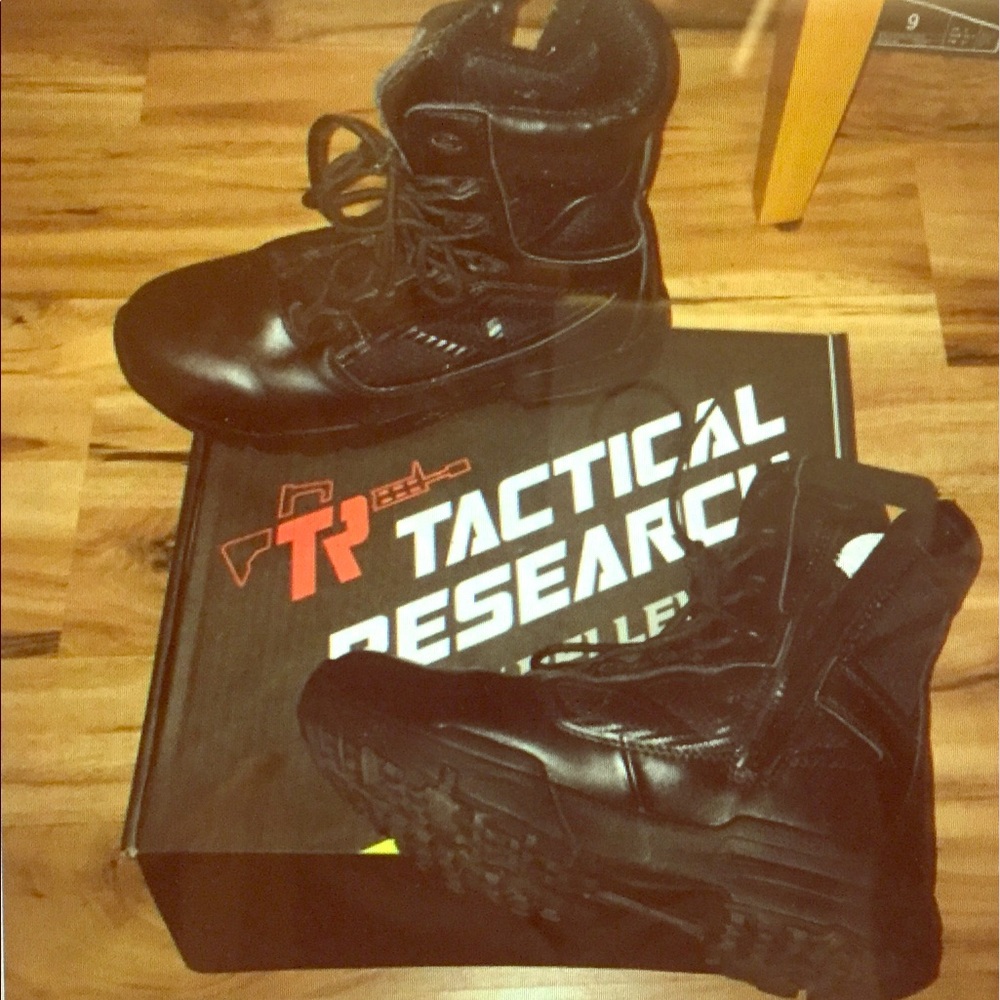 Tactical boots