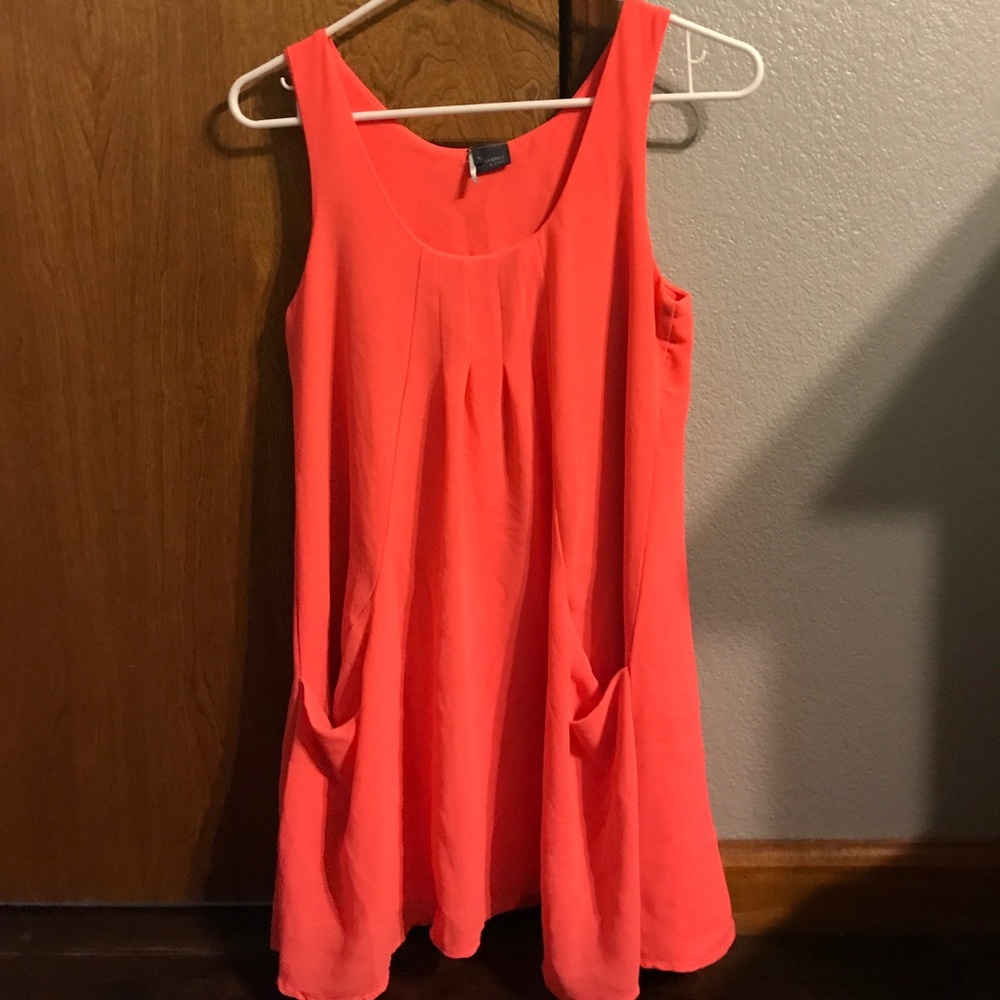 Salmon dress with pockets!