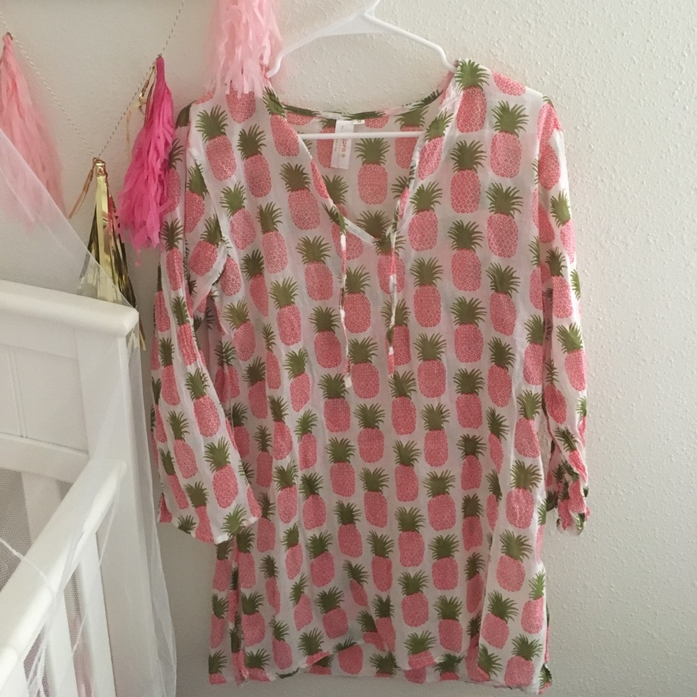 Pineapple shirt