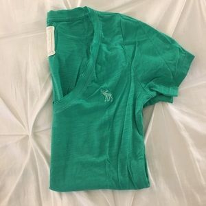Abercrombie tshirt