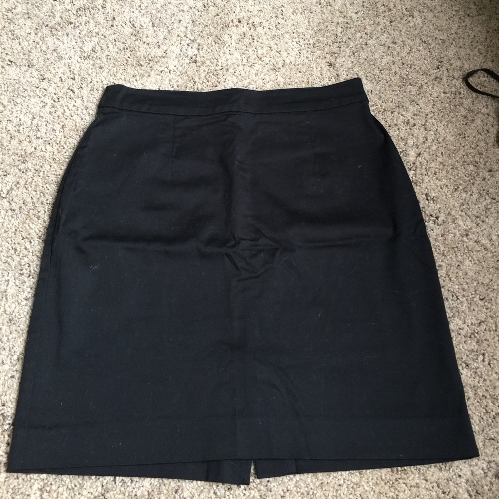 Gap black work skort. Never worn.