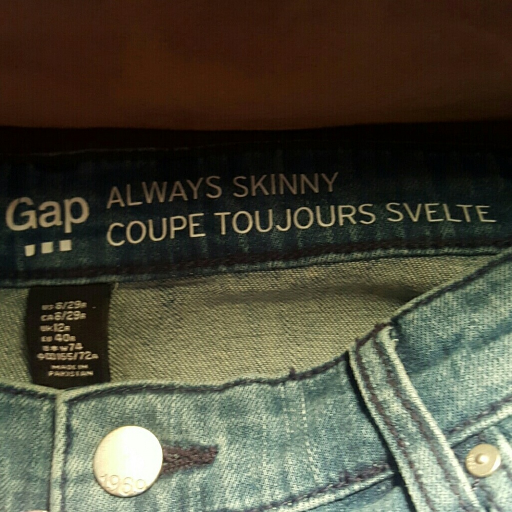 Jeans - Picture 3 of 4