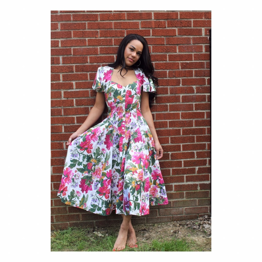 Vintage floral summer dress