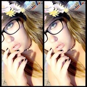 Meet your Posher, Caroline