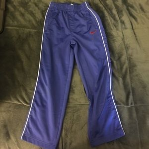 Nike size 7 Boy's Track Pants