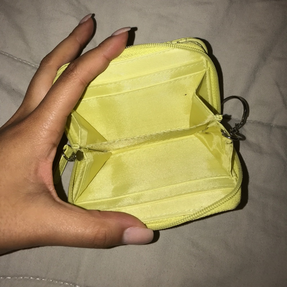 ✨✨CUTE NEON YELLOW GREEN WALLET ✨✨ - Picture 3 of 4