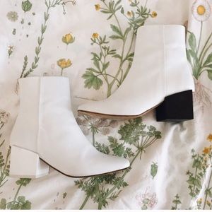 Jacquemus Harlequin Boots - White ( size 38 )