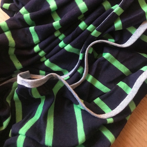 Navy and green striped scarf - Picture 3 of 3