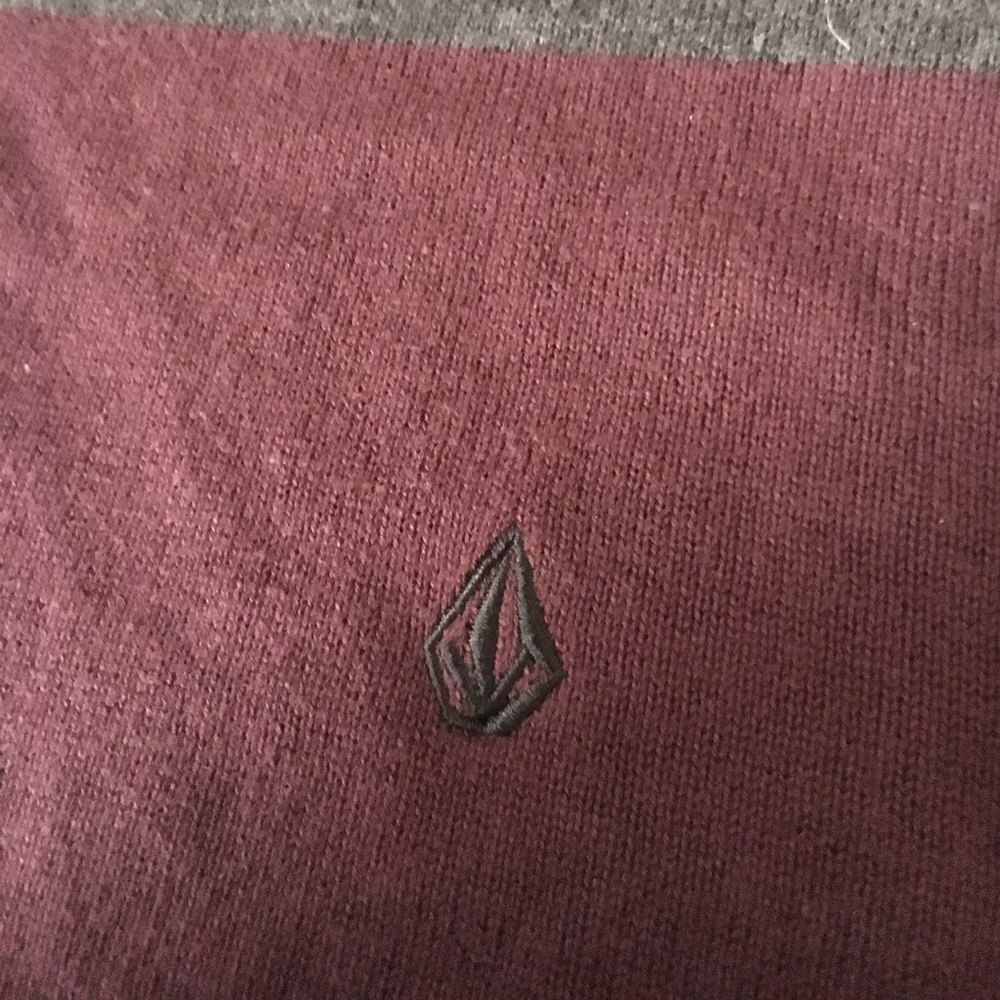 Volcom Sweater - Picture 4 of 4