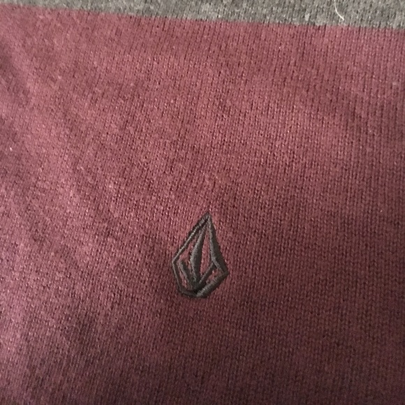 Volcom Sweater - Picture 4 of 4