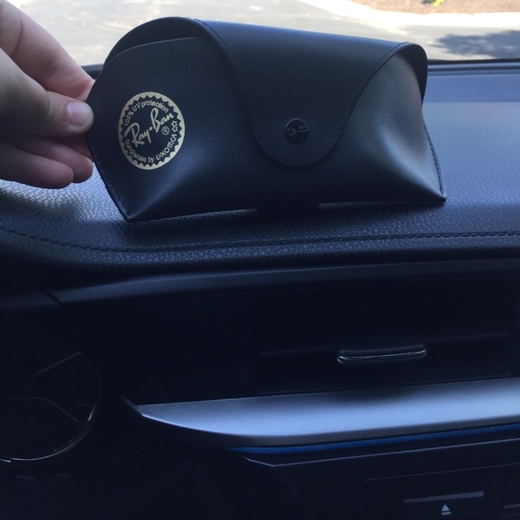 Raybans - Picture 3 of 3