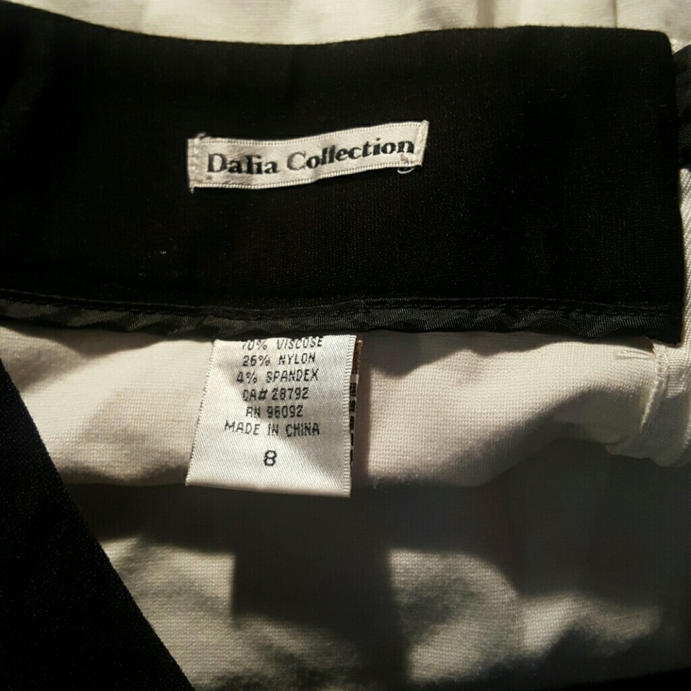 Skirt - Picture 3 of 3